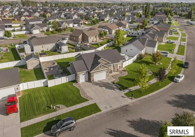 Photo 2 of Single family home for sale at 3786 N Flint Avenue, Idaho Falls, ID 83401 | MLS# 2188605 | Listing updated on 2026-08-31