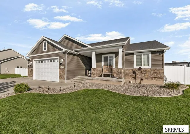 Photo 3 of Single family home for sale at 3786 N Flint Avenue, Idaho Falls, ID 83401 | MLS# 2188605 | Listing updated on 2026-08-31