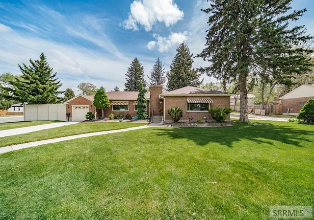 Photo 2 of Single family home for sale at 1715 Calkins Avenue, Idaho Falls, ID 83402 | MLS# 2186439 | Listing updated on 2026-09-04