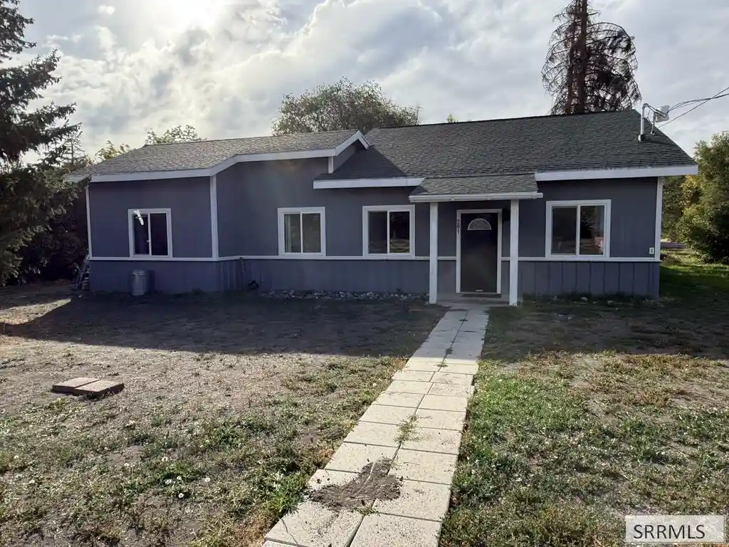 Photo 1 of Sale Pending at 201 N Center St, Saint Anthony, ID 83445 | MLS# 2189862 | Listing updated on 2026-10-15