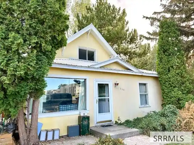 Photo 1 of Single family home for sale at 864 E 1st Street, Idaho Falls, ID 83401 | MLS# 2189275 | Listing updated on 2026-10-21