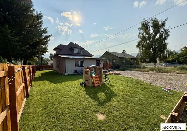 Photo 3 of Single family home for sale at 604 Hope Avenue, Salmon, ID 83467 | MLS# 2188516 | Listing updated on 2026-09-15
