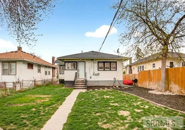Homes for sale in Pocatello, ID | 1240 N Arthur Avenue, Pocatello, ID 83204 | MLS# 2185232