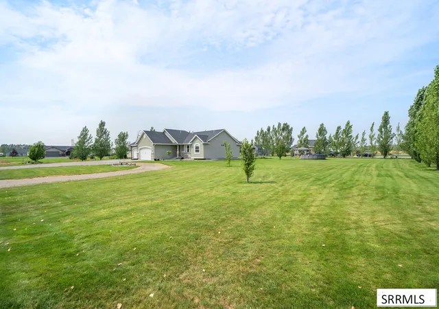 Photo 3 of Single family home for sale at 4041 E 235 N, Rigby, ID 83442 | MLS# 2188569 | Listing updated on 2026-08-14