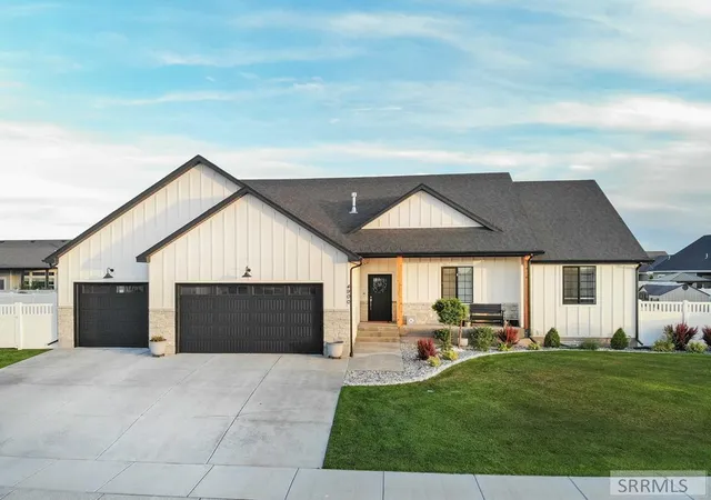 Homes for sale in Ammon, ID | 4900 Torcello Dr, Ammon, ID 83406 | MLS# 2187633