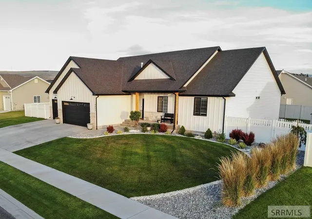 Homes for sale in Ammon, ID | 4900 Torcello Dr, Ammon, ID 83406 | MLS# 2187633