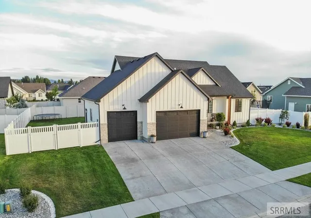 Homes for sale in Ammon, ID | 4900 Torcello Dr, Ammon, ID 83406 | MLS# 2187633