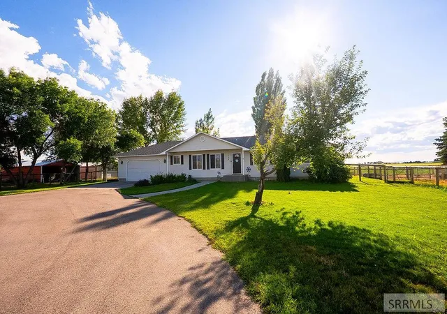 Homes for sale in Shelley, ID | 1368 N 1100 E, Shelley, ID 83274 | MLS# 2187487
