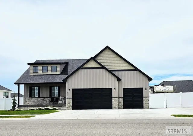 Homes for sale in Idaho Falls, ID | 665 Hollow Dr, Idaho Falls, ID 83401 | MLS# 2185769