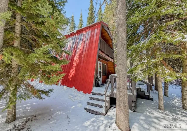 3rd image of 4779 Pinion Street, Island Park, ID 83429 | MLS# 2185762