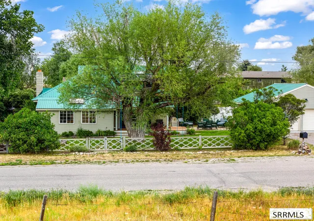 Photo 1 of Single family home for sale at 315 E Harper, Driggs, ID 83422 | MLS# 2188735 | Listing updated on 2026-08-27