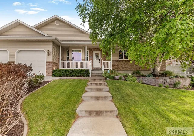 Homes for sale in Rexburg, ID | 256 E 5th S, Rexburg, ID 83440 | MLS# 2187054