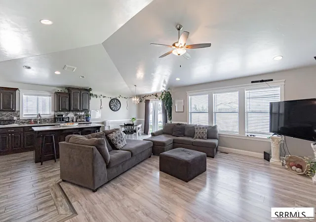 3rd image of 549,900155 Quinn Creek Road, Idaho Falls, ID 83401 | MLS# 2188383
