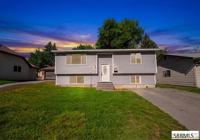 Single family home for sale at 975 Blaine Avenue, Idaho Falls, ID 83402 | MLS# 2188681