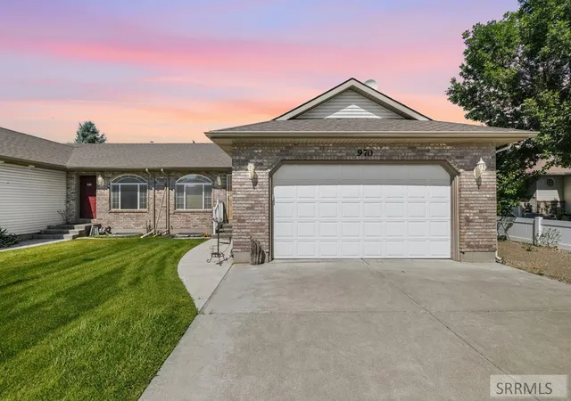 Homes for sale in Ammon, ID | 970 Silkwood Circle, Ammon, ID 83406 | MLS# 2187411