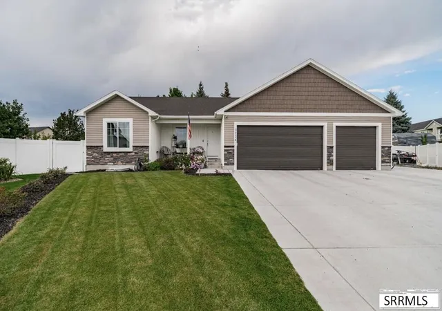 Photo 4 of Single family home for sale at 3724 Harrington Road, Idaho Falls, ID 83404 | MLS# 2188659 | Listing updated on 2026-09-14