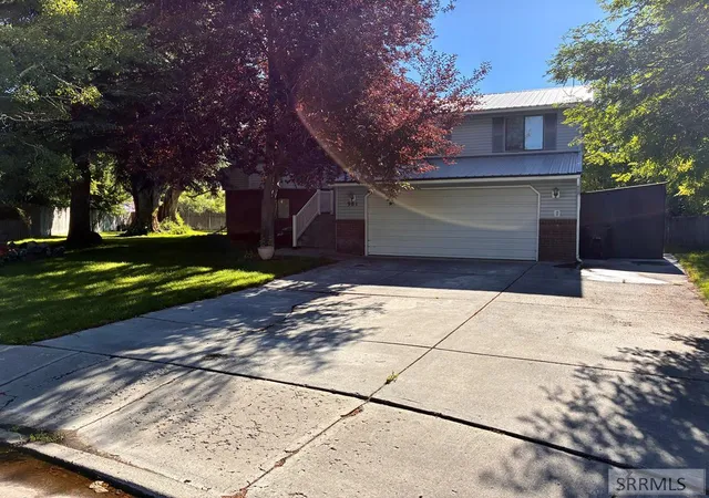 Photo 1 of Single family home for sale at 981 Bluebird Lane, Idaho Falls, ID 83402 | MLS# 2187392 | Listing updated on 2026-08-23