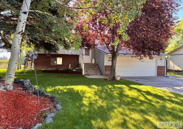 Photo 2 of Single family home for sale at 981 Bluebird Lane, Idaho Falls, ID 83402 | MLS# 2187392 | Listing updated on 2026-08-23