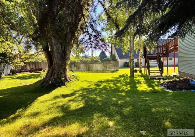 Photo 3 of Single family home for sale at 981 Bluebird Lane, Idaho Falls, ID 83402 | MLS# 2187392 | Listing updated on 2026-08-23