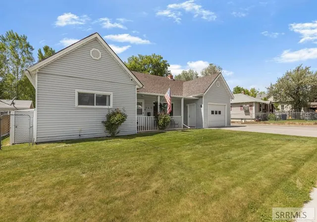 Photo 3 of Single family home for sale at 742 Fort Hall Avenue, American Falls, ID 83211 | MLS# 2188309 | Listing updated on 2026-09-18