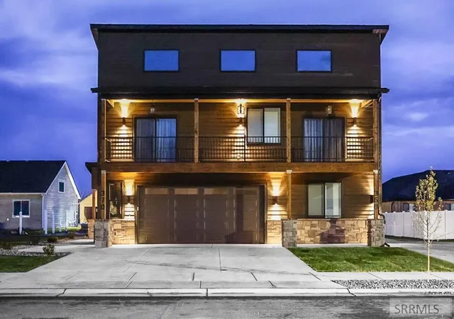 Homes for sale in Sugar City, ID | 370 Camas Street, Sugar City, ID 83448 | MLS# 2185936