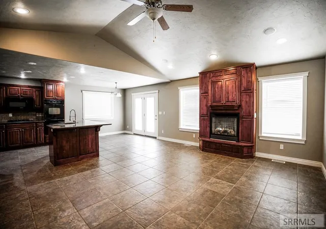 Photo 3 of Single family home for sale at 2749 Hillview Dr, Pocatello, ID 83201 | MLS# 2188231 | Listing updated on 2026-08-01