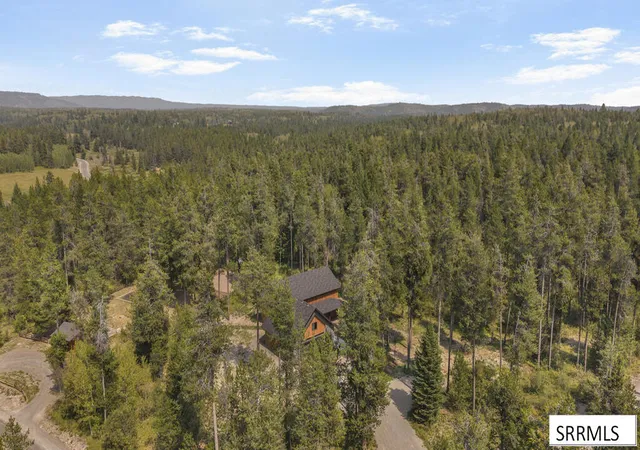 Photo 2 of Single family home for sale at 1527 Shadow Run, Ashton, ID 83420 | MLS# 2188413 | Listing updated on 2026-10-09