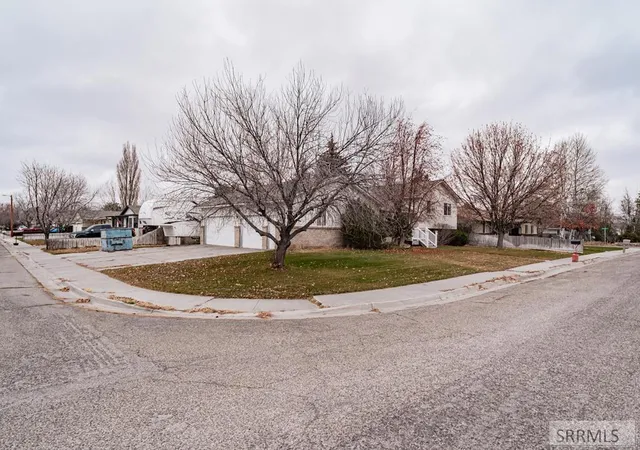 3rd image of 820 S Adam Lane, Idaho Falls, ID 83401 | MLS# 2180920