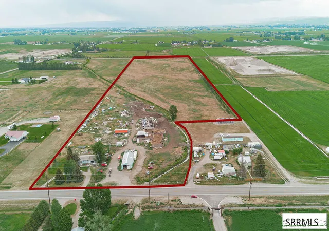 Photo 2 of Single family home for sale at 14122 N 5th E, Idaho Falls, ID 83401 | MLS# 2188732 | Listing updated on 2026-08-25