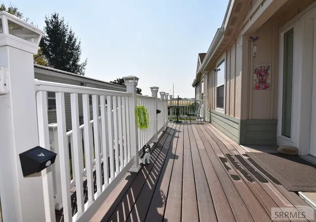 Photo 3 of Manufactured home for sale at 2139 N Pinewood Dr, Idaho Falls, ID 83401 | MLS# 2188292 | Listing updated on 2026-09-08