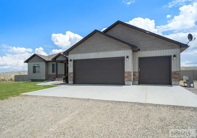 Photo 3 of Single family home for sale at 7647 S Packbridge Lane, Idaho Falls, ID 83406 | MLS# 2187873 | Listing updated on 2026-09-13