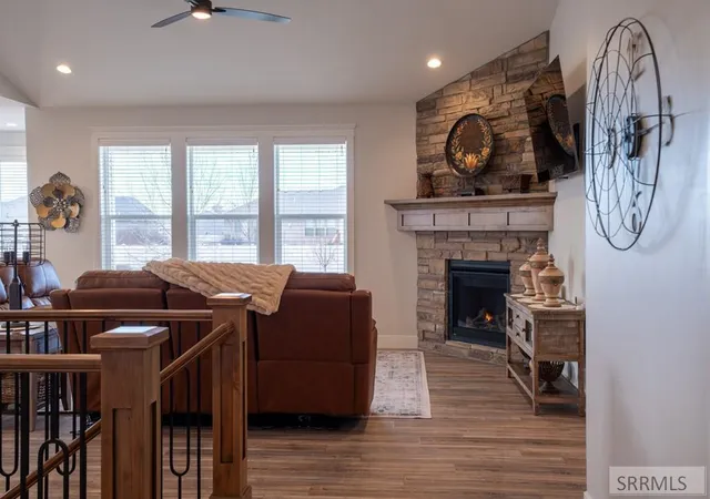 Photo 3 of Single family home for sale at 857 Oak Hill Way, Rexburg, ID 83440 | MLS# 2187671 | Listing updated on 2026-08-26