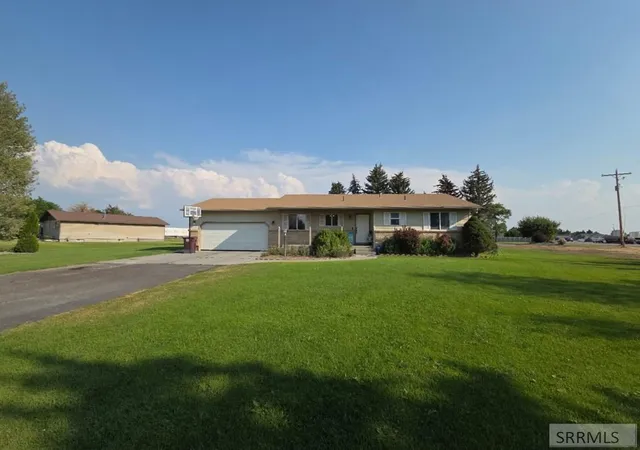 Photo 2 of Single family home for sale at 1073 W 125 S, Blackfoot, ID 83221 | MLS# 2188222 | Listing updated on 2026-08-17