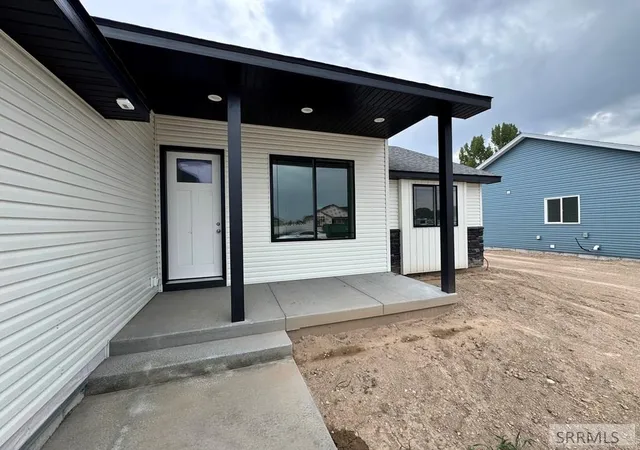 Photo 2 of Single family home for sale at 399 Wind River Dr, Shelley, ID 83274 | MLS# 2188084 | Listing updated on 2026-09-18