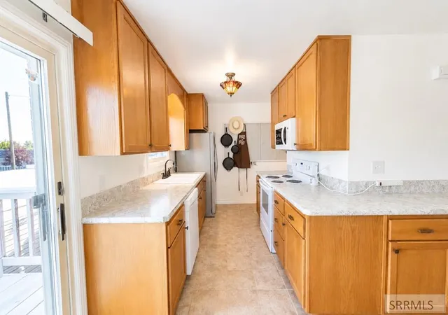 Photo 4 of Condo for sale at 347 S Skyline Dr, Idaho Falls, ID 83402 | MLS# 2187933 | Listing updated on 2026-10-05