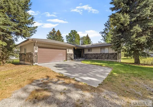 3rd image of 643 W 100 S, Blackfoot, ID 83221 | MLS# 2186450
