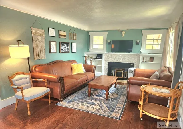 Photo 4 of Single family home for sale at 305 4Th Street, Idaho Falls, ID 83401 | MLS# 2188274 | Listing updated on 2026-09-19