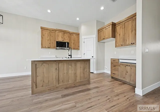 Photo 3 of Sale Pending at 1021 Montezuma St, Idaho Falls, ID 83402 | MLS# 2186392 | Listing updated on 2026-09-20