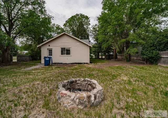 Homes for sale in St Anthony, ID | 648 W 3Rd W, St Anthony, ID 83445 | MLS# 2186948