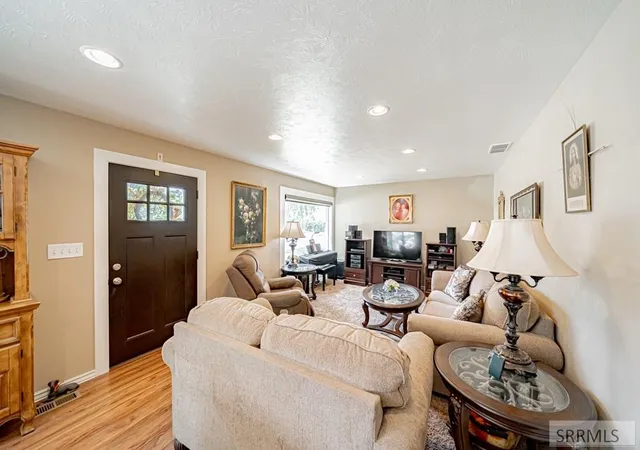 Homes for sale in Ammon, ID | 1775 Avocet Dr, Ammon, ID 83406 | MLS# 2186536