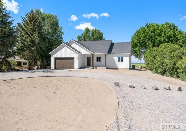Photo 2 of Single family home for sale at 1243 E 1500 North, Terreton, ID 83450 | MLS# 2187972 | Listing updated on 2026-09-30