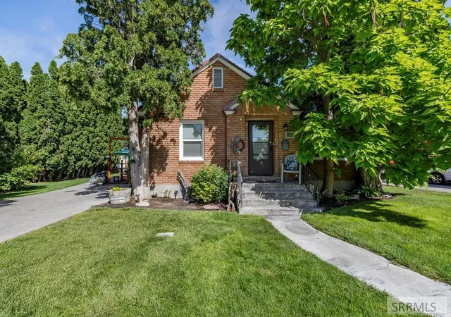 1st image of 851 S Shilling Avenue, Blackfoot, ID 83221 | MLS# 2187544
