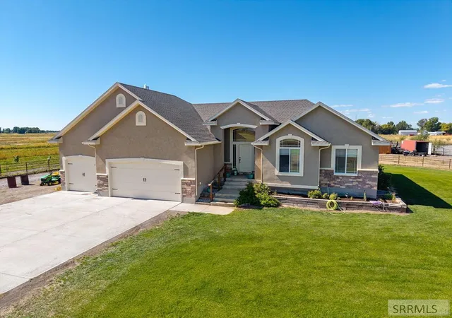 Photo 2 of Single family home for sale at 3625 N 2000 W, Rexburg, ID 83440 | MLS# 2188705 | Listing updated on 2026-09-04