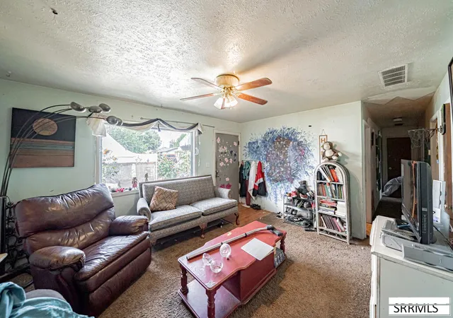 Photo 3 of Single family home for sale at 610 Elaine Street, Blackfoot, ID 83221 | MLS# 2188674 | Listing updated on 2026-08-25