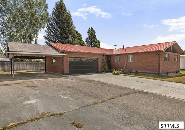 Photo 1 of Single family home for sale at 2050 Highland Dr, Blackfoot, ID 83221 | MLS# 2188695 | Listing updated on 2026-08-22