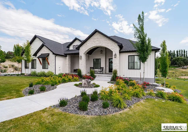 Photo 2 of Mansion for sale at 6775 S 46th E, Idaho Falls, ID 83406 | MLS# 2188757 | Listing updated on 2026-08-25