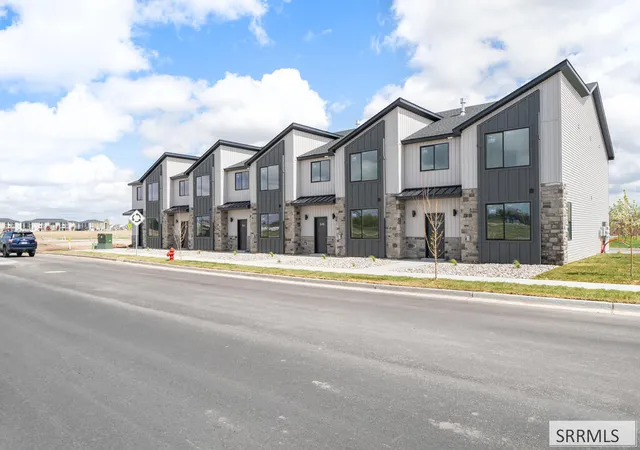 1st image of 731 Curlew Dr, Ammon, ID 83406 | MLS# 2188804