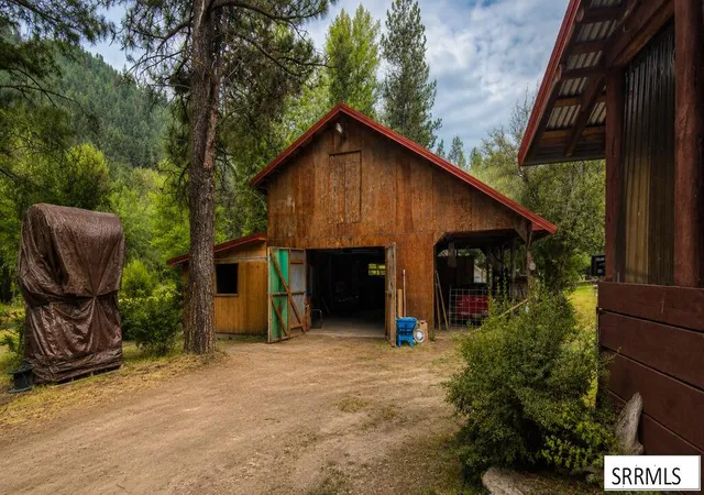 Photo 3 of Single family home for sale at 3032 N Hwy 93, Gibbsonville, ID 83463 | MLS# 2188579 | Listing updated on 2026-08-16