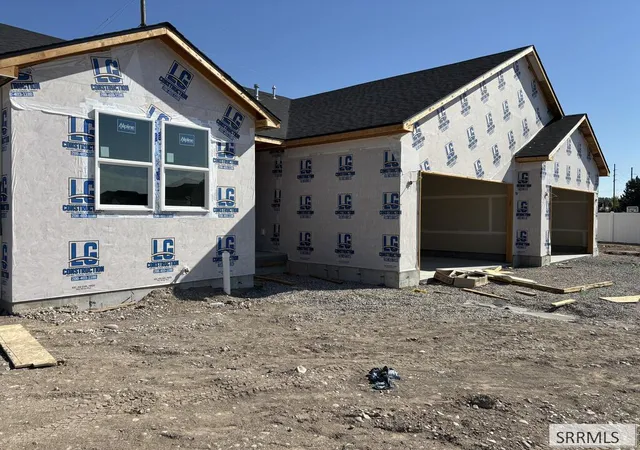 Photo 21 of Multi family home for sale at 301 Ne Copper Bell Dr, Shelley, ID 83274 | MLS# 2188893 | Listing updated on 2026-09-03