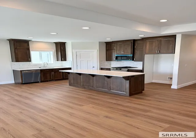 Photo 3 of Multi family home for sale at 332 Copper Bell Dr, Shelley, ID 83274 | MLS# 2188773 | Listing updated on 2026-09-08